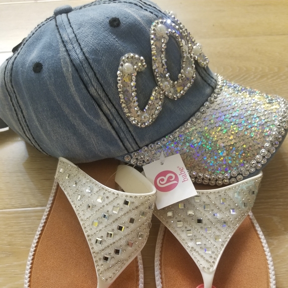 Slides - Picture 4 of 8